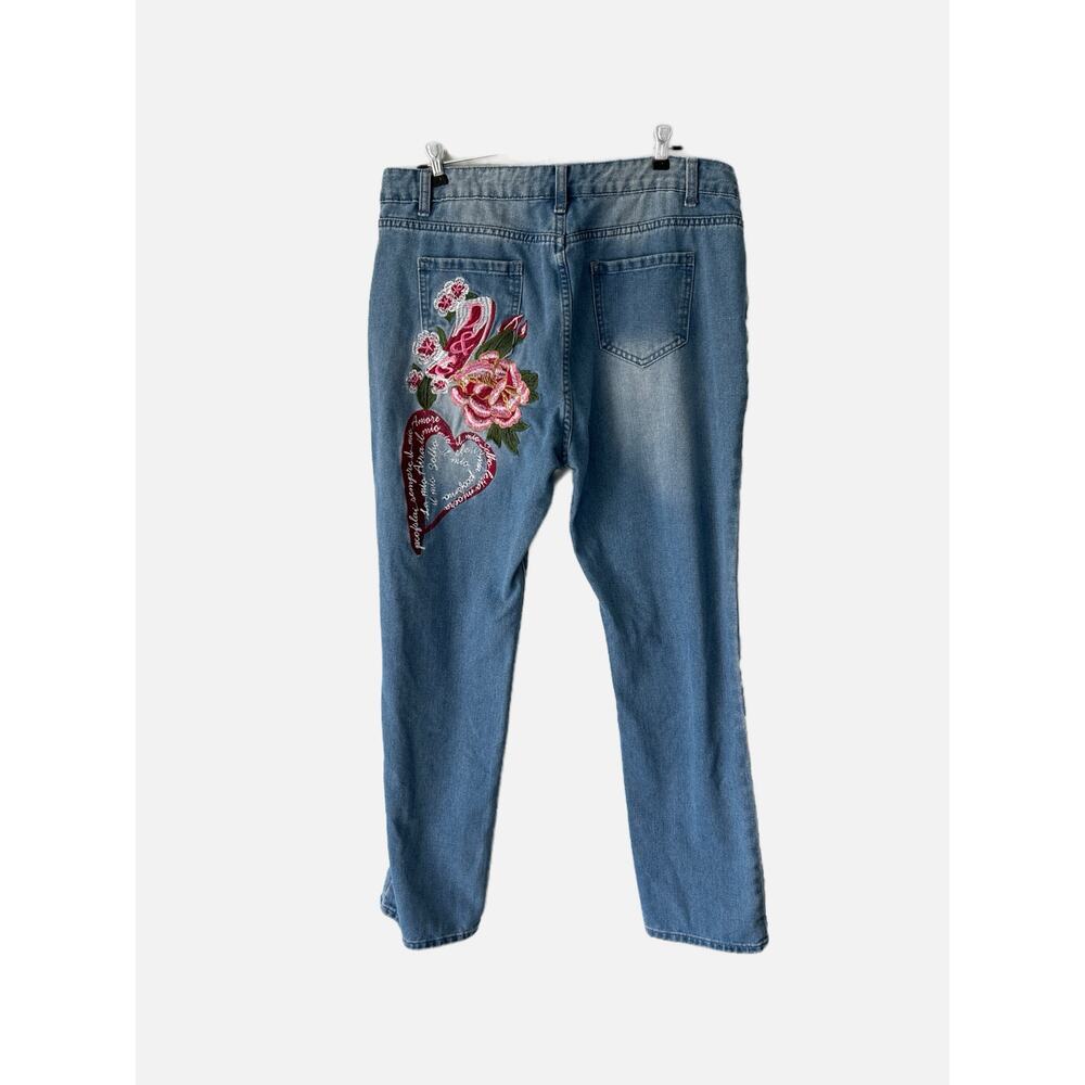 Malonacia Floral Animal Embroidered Distressed Jeans 10 - Picture 2 of 9